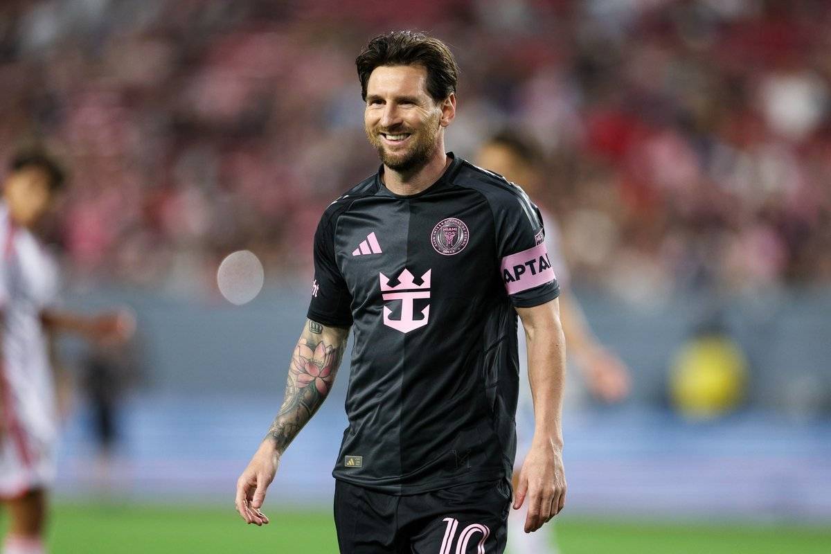 巴萨再度征服对手，梅西领衔攻击