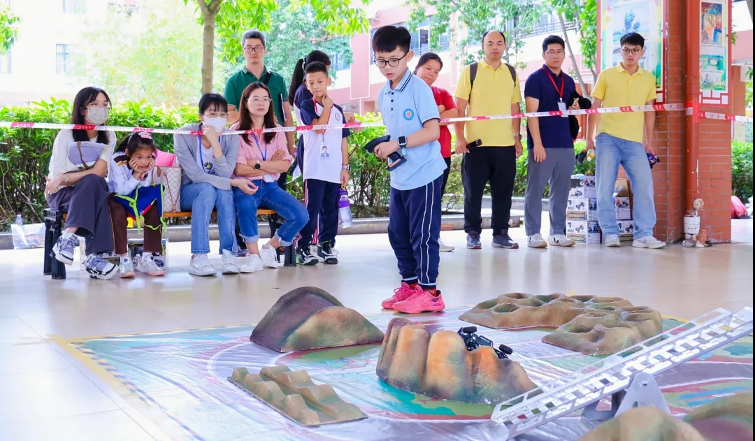 开云体育在线-精彩比赛上演高潮迭起，谁屹立巅峰？