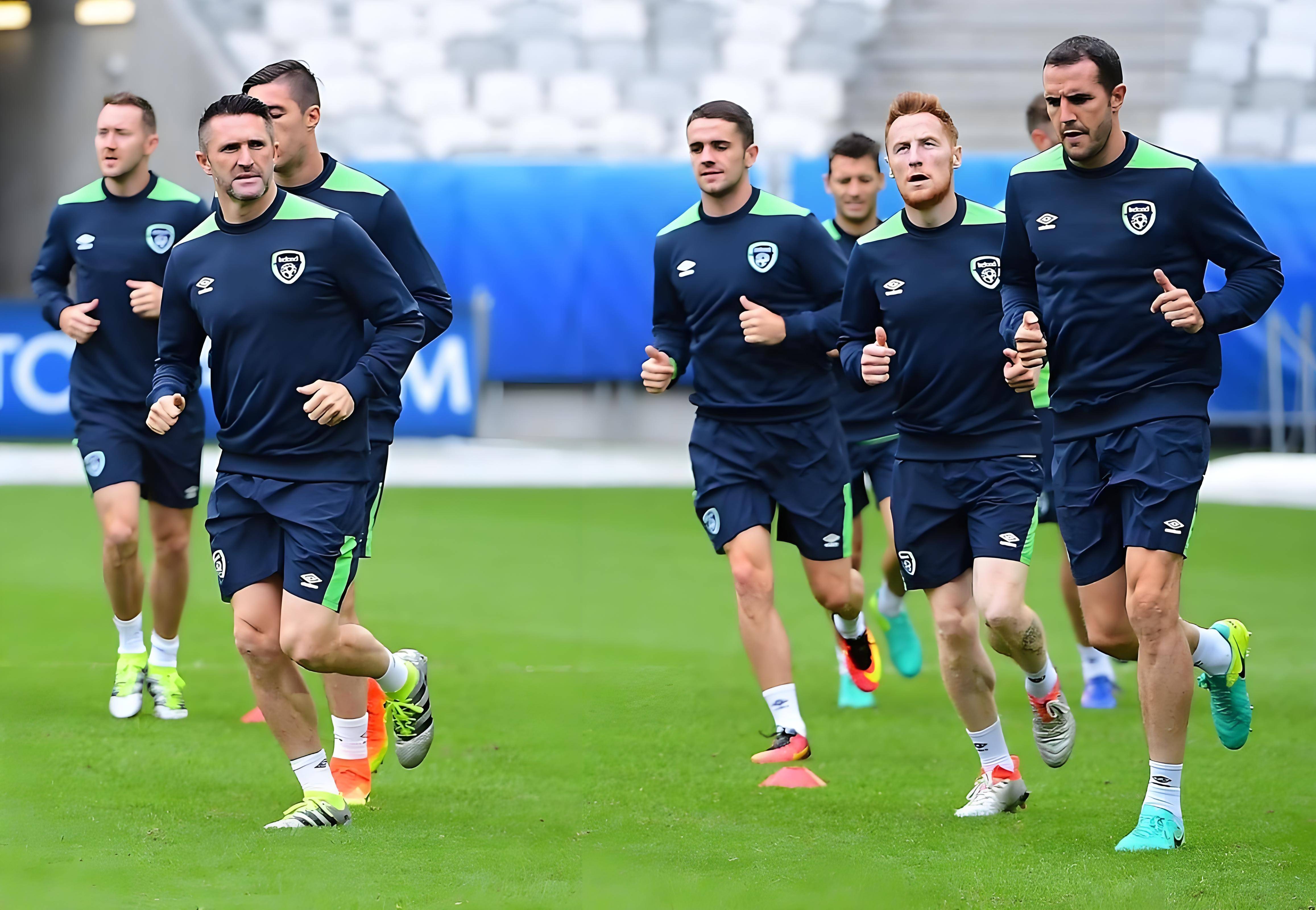 开云体育APP下载-包含荷兰联赛球员在国际比赛中造杀伐的词条