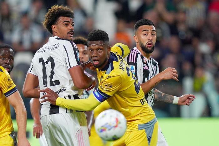 开云官网-包含乌迪内斯球队坚不可摧，再闯一城的词条