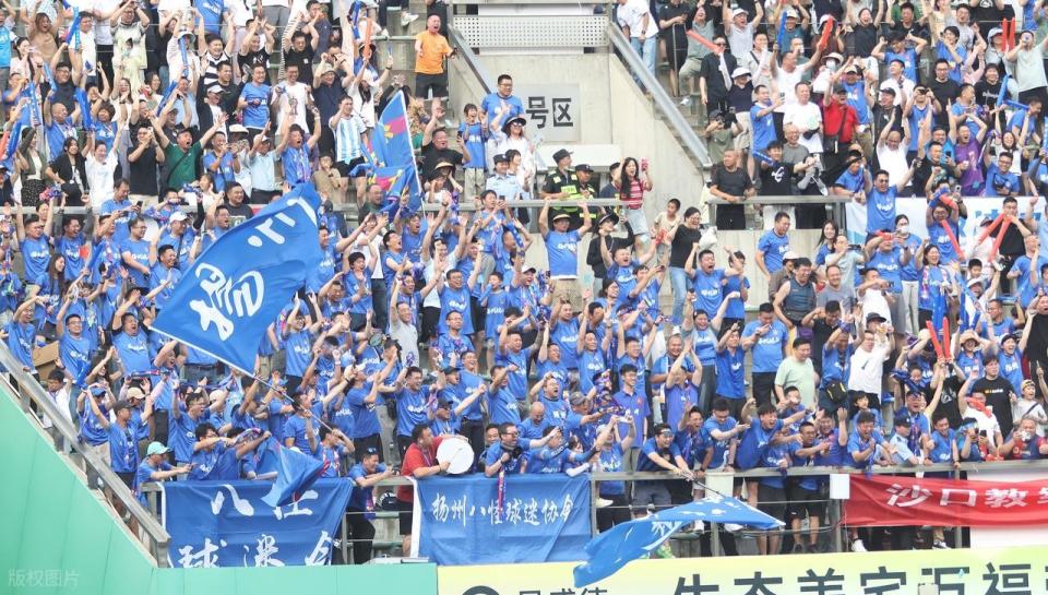 开云下载-关于球队阵容调整消息曝光，球迷期待新风貌的信息