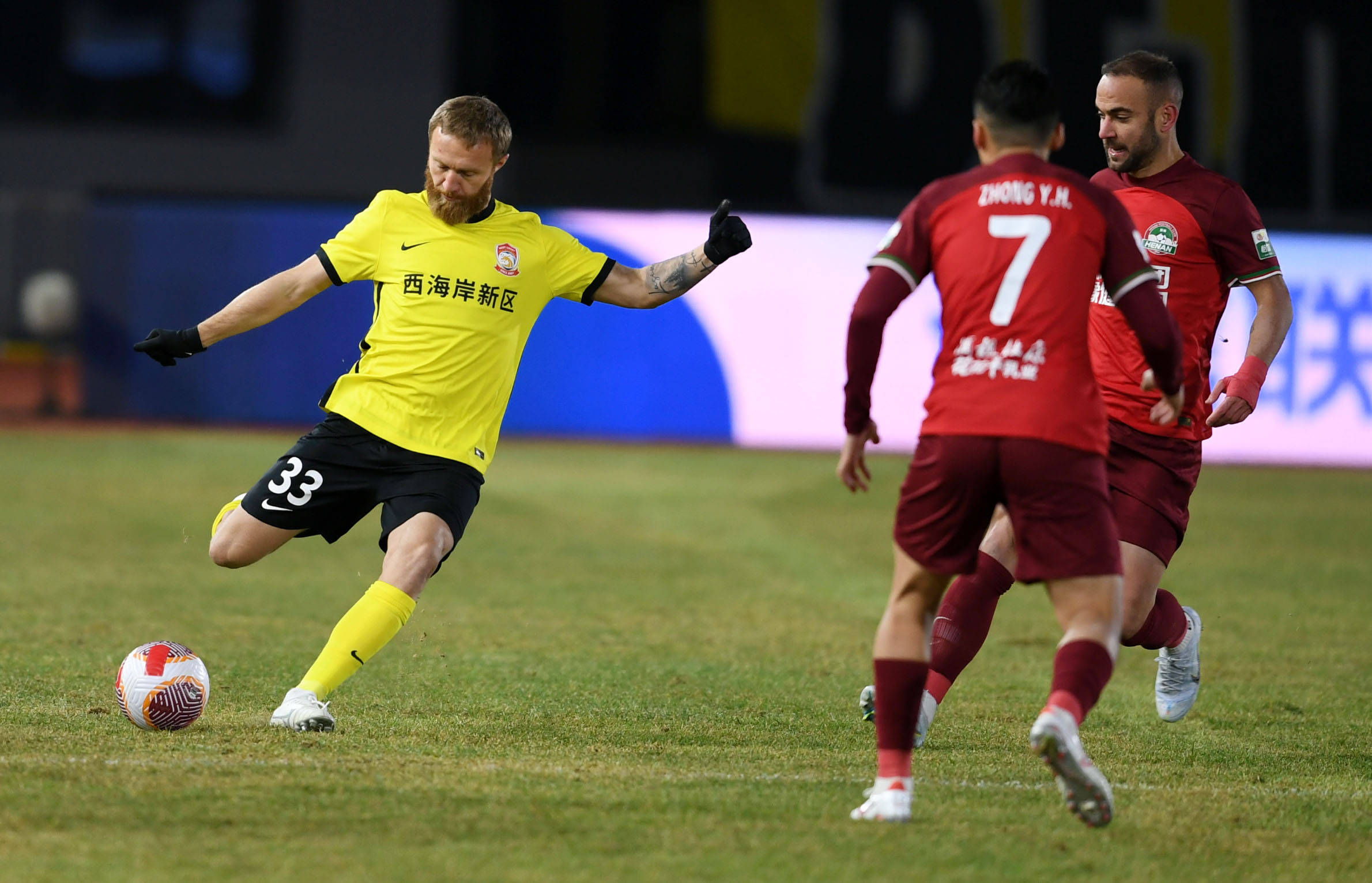 关于球队阵容调整消息曝光,球迷期待新风貌的信息 关于球队阵容调整消息曝光,球迷期待新风貌的信息