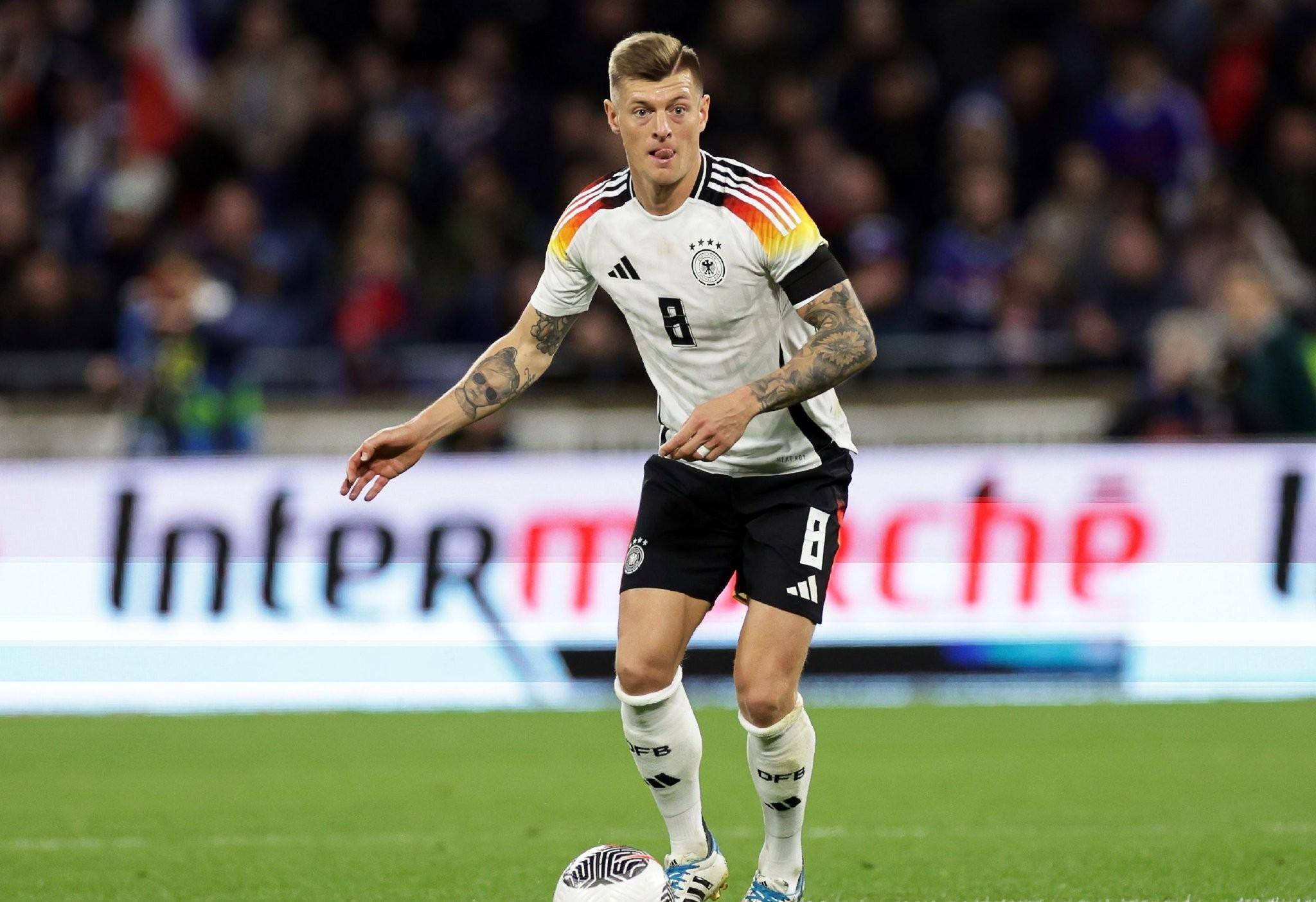 德国队主场战胜阿尔巴尼亚,实现四连胜 德国队主场战胜阿尔巴尼亚,实现四连胜