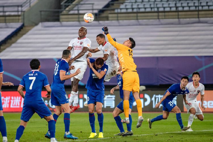 开云体育app-深圳佳兆业客场不敌上海申花，遭遇失利