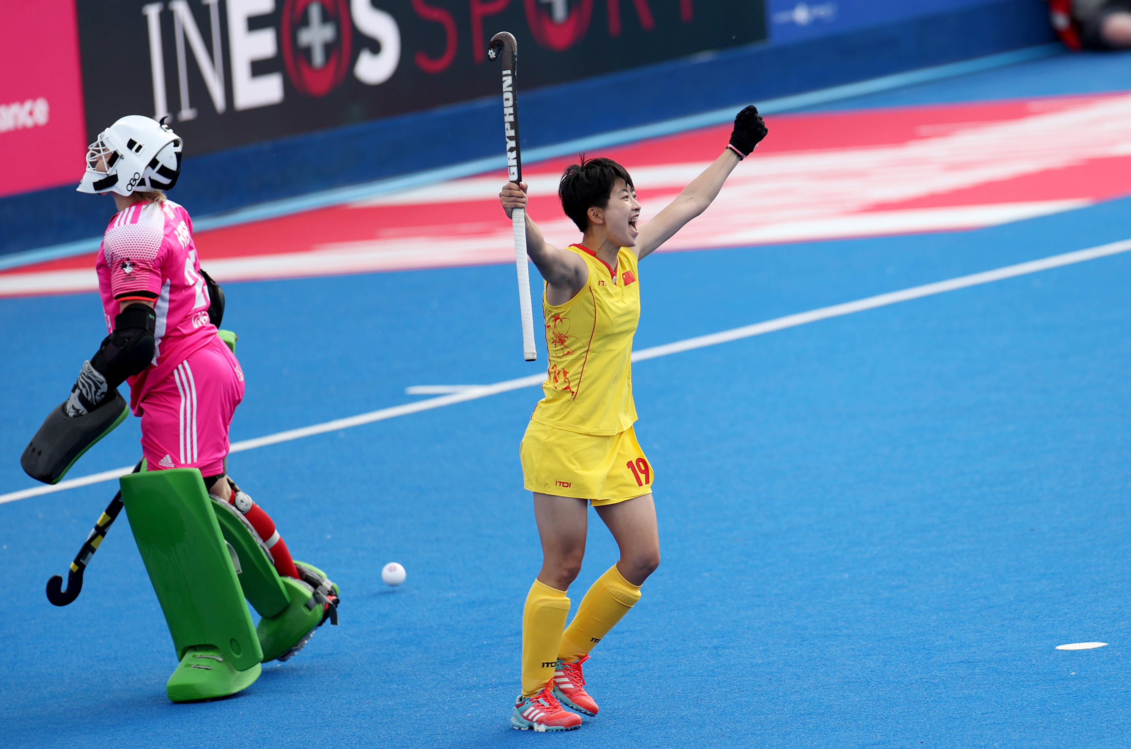 曲棍球女子团体赛半决赛英格兰胜德国晋级