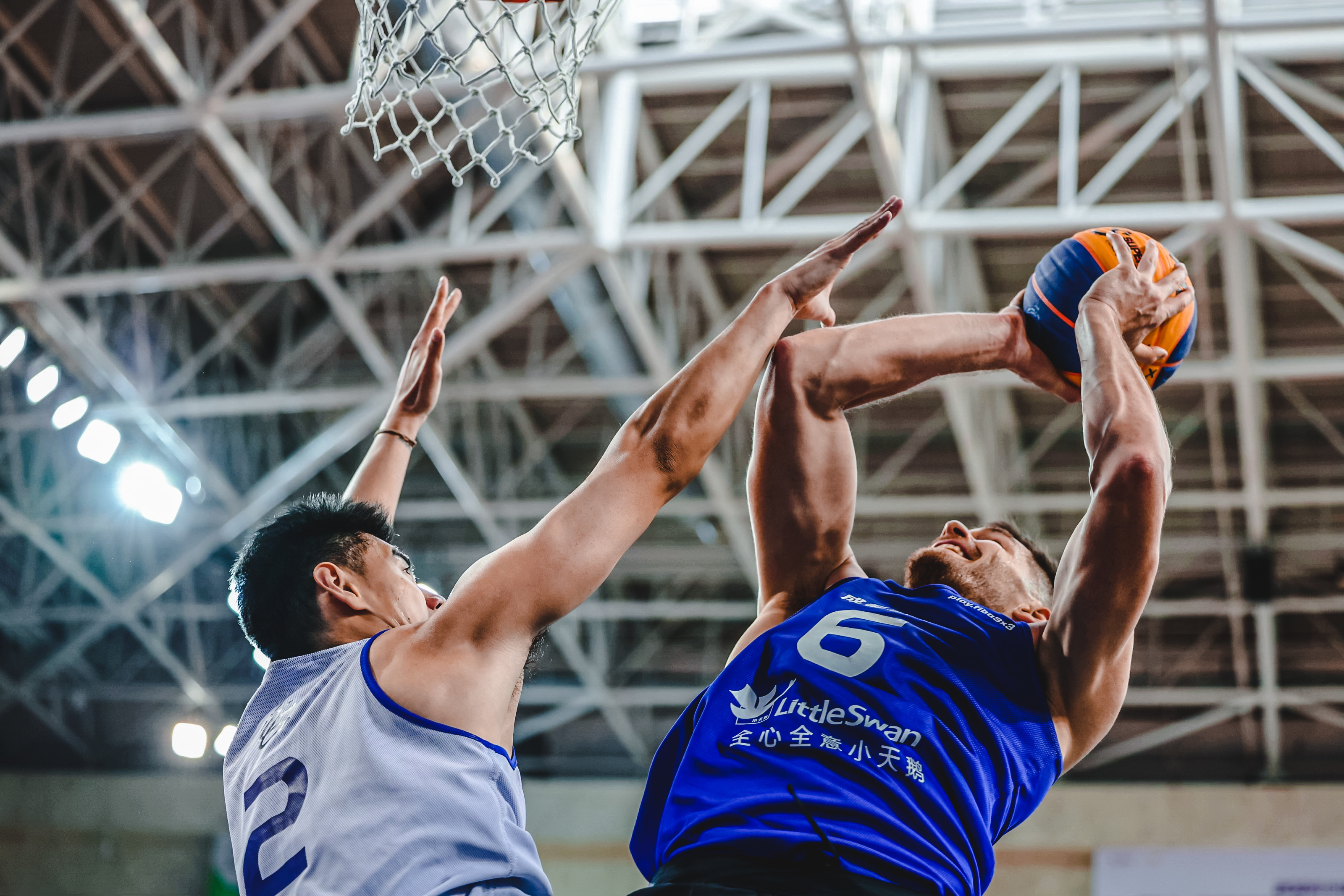 开云体育官方网站-篮球比赛中的风云变幻令人震惊