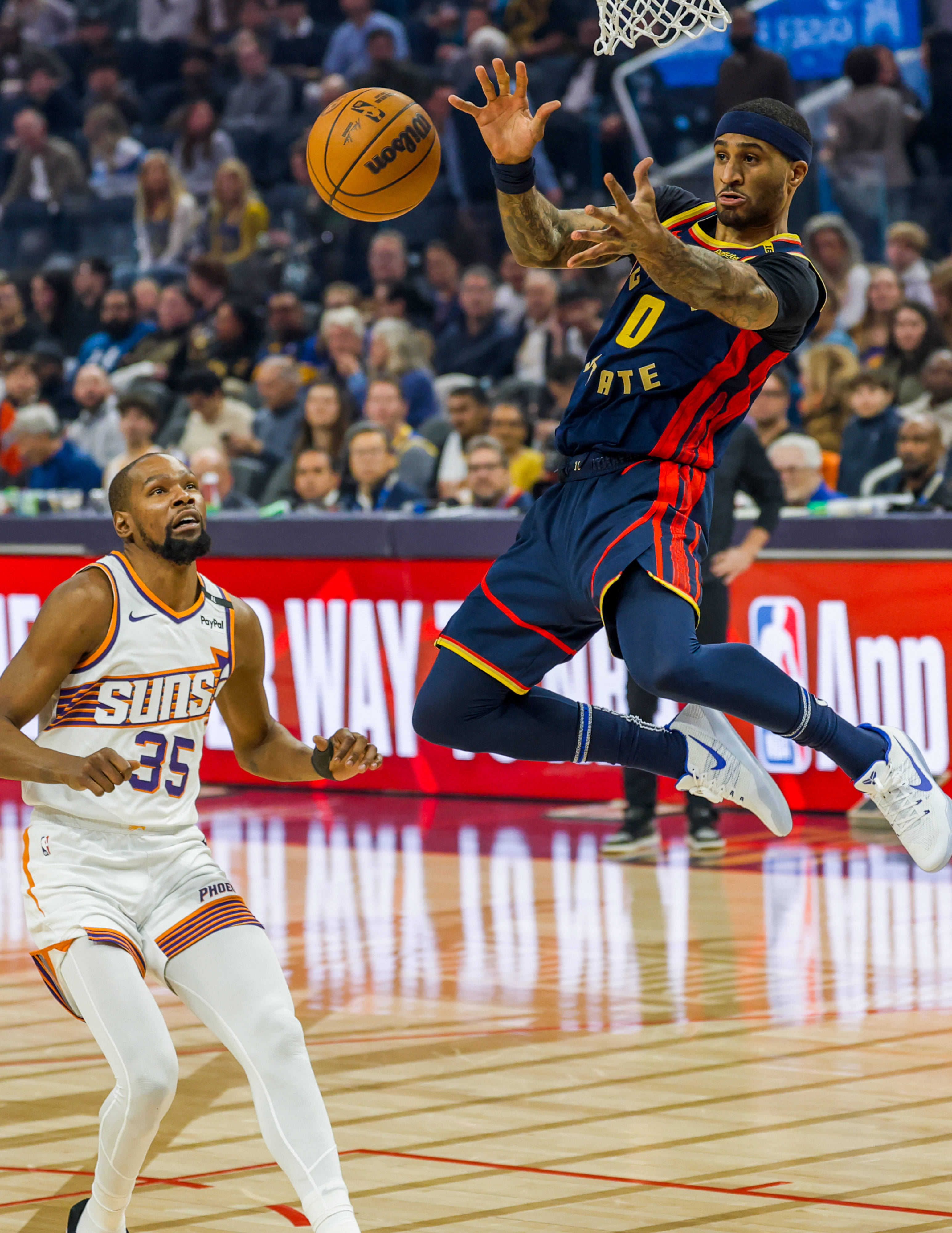 篮球比赛中的风云变幻令人震惊