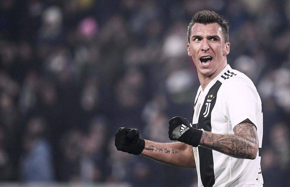 关于加拿大队实力出众，锁定女足四强席位的信息