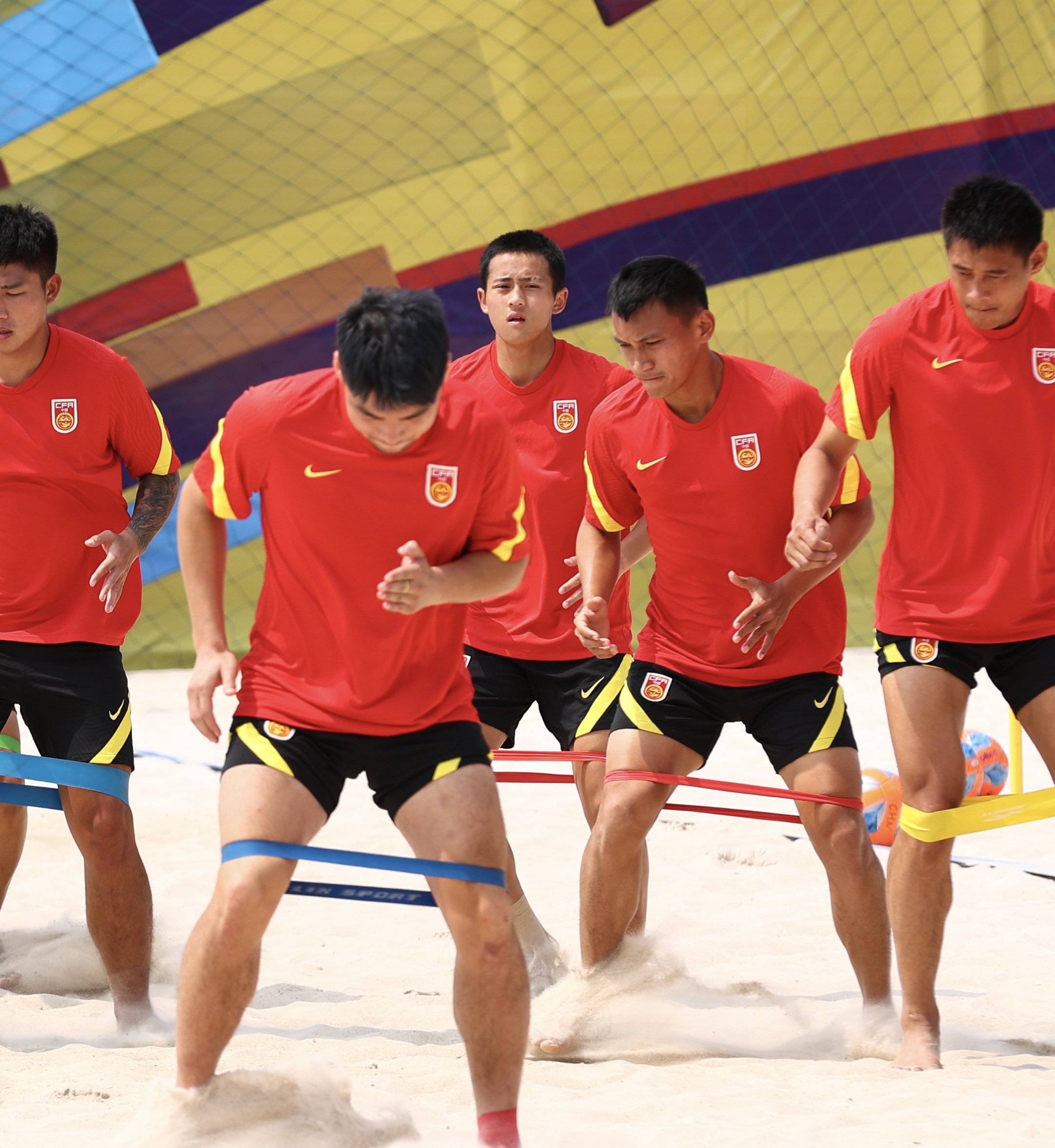 足球明星在社交媒体上晒出健康锻炼照 足球明星在社交媒体上晒出健康锻炼照