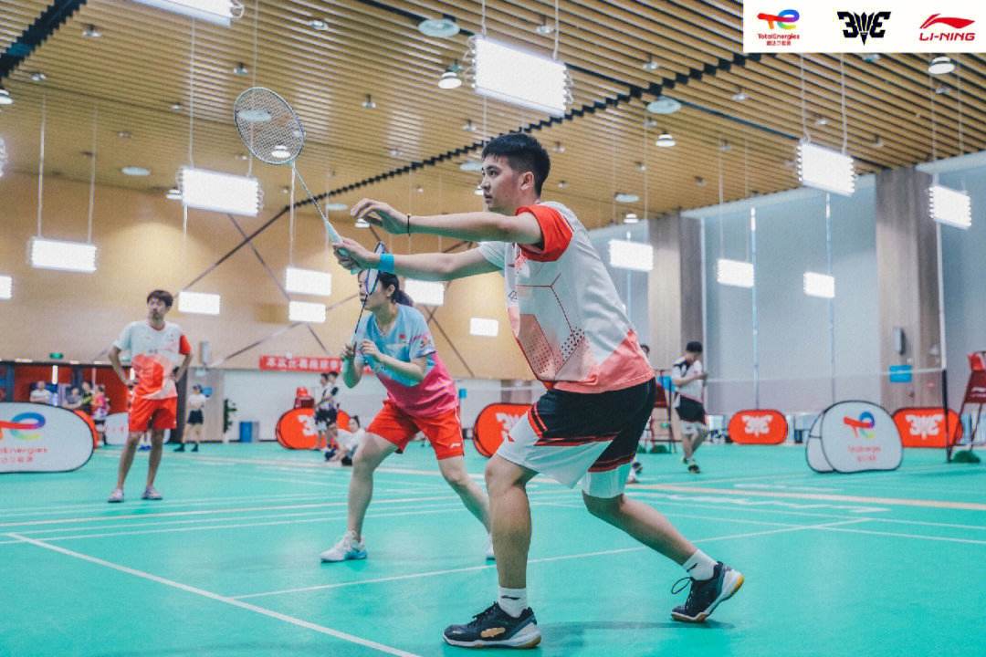 开云体育官网-战神归来，精湛球技震撼比赛场面