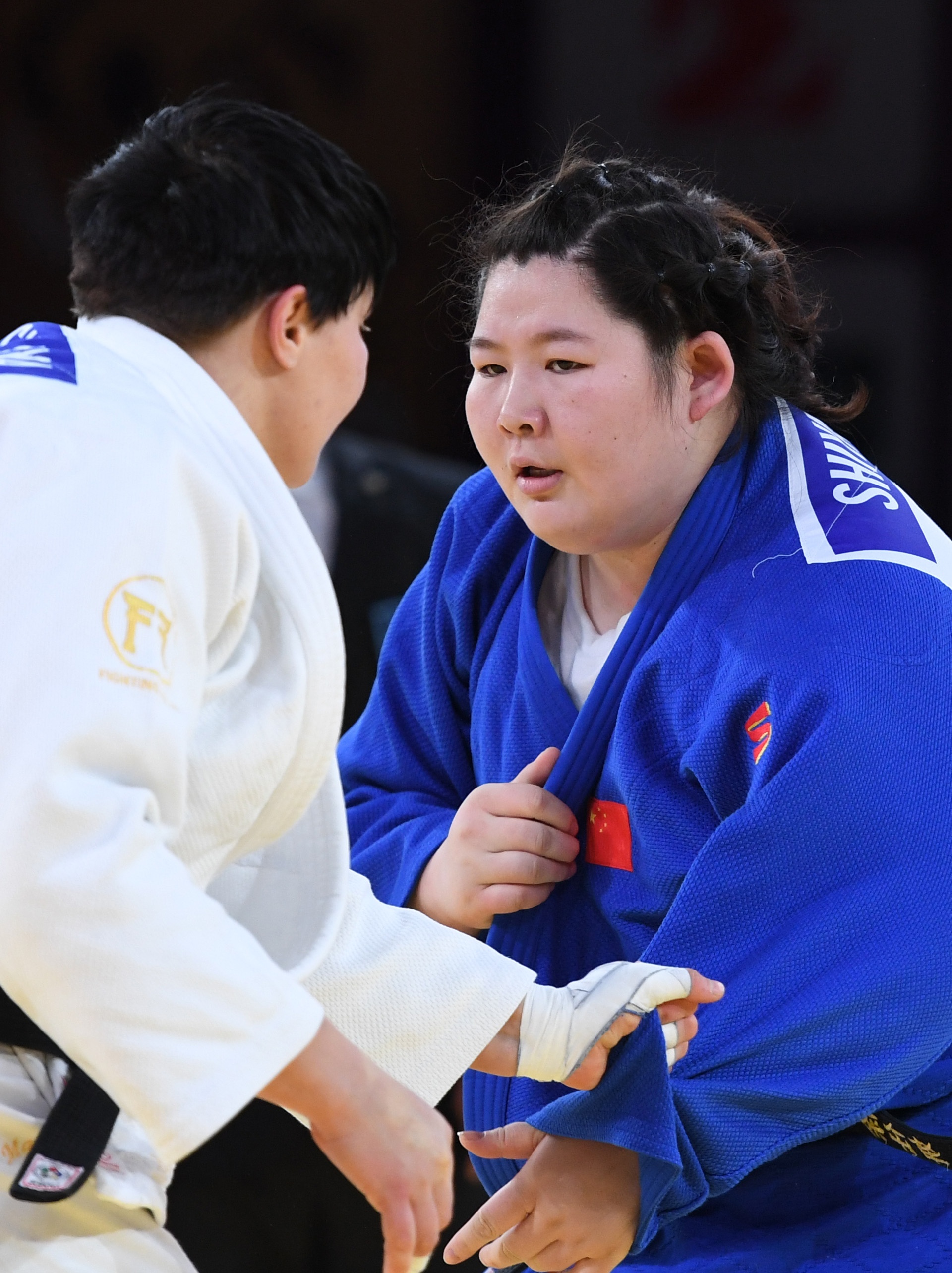 白俄罗斯队在柔道比赛中赢得胜利