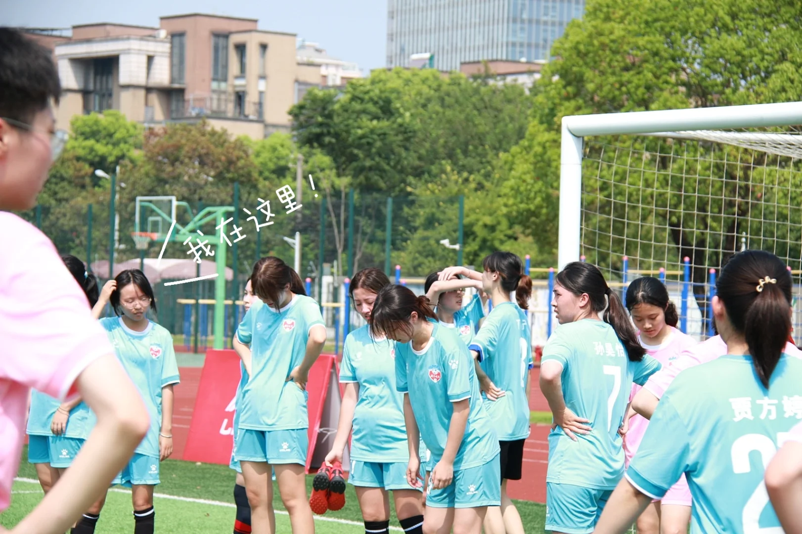 韩国女足精彩表演打动观众，备战决胜之战！的简单介绍