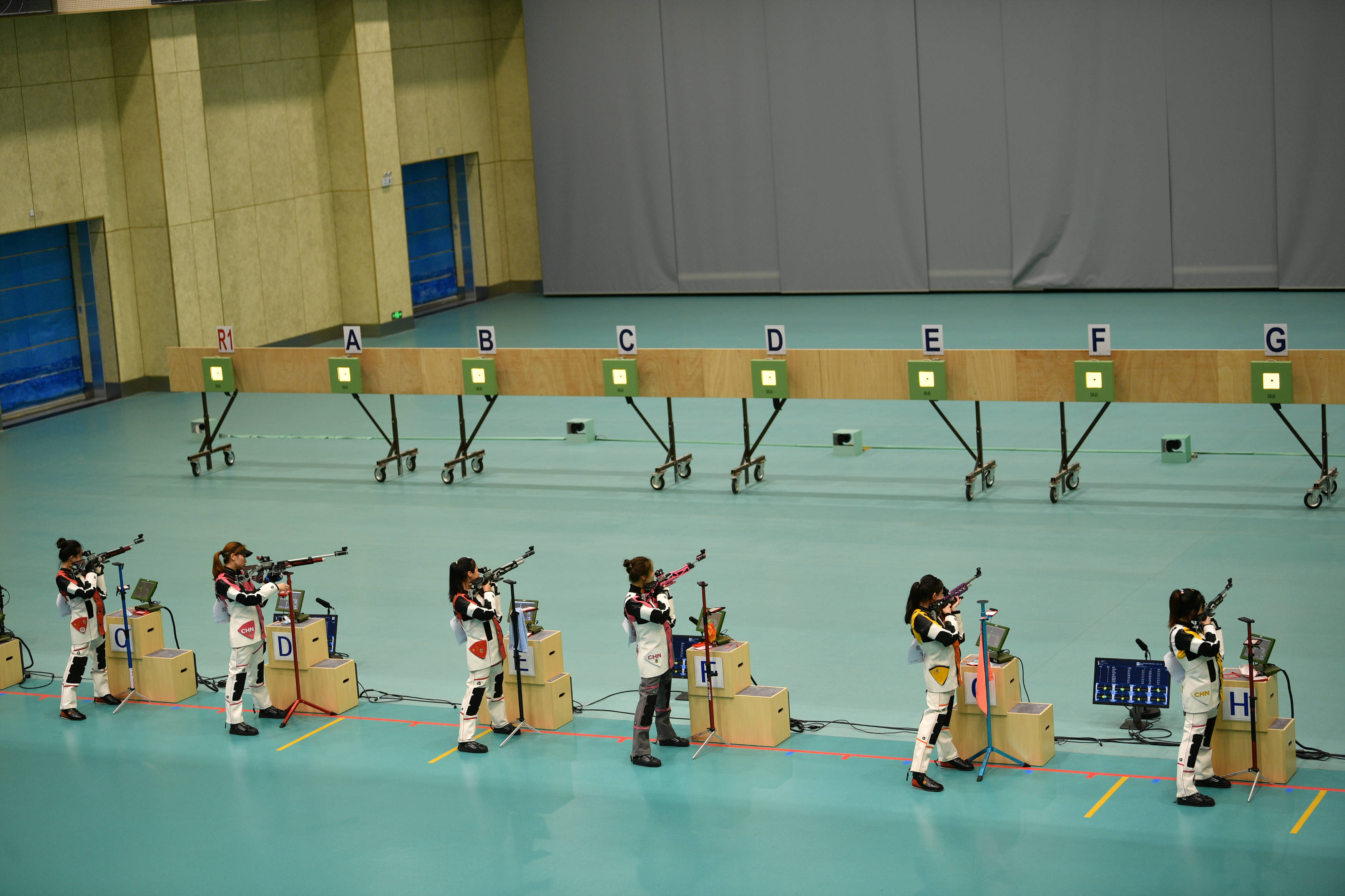 关于捷克斯洛伐克射击选手实力强大，获得铜牌的信息