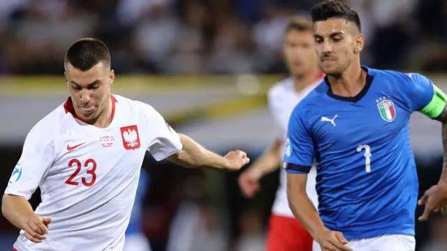 关于芬兰国家队在与丹麦的激烈角逐中势均力敌的信息 关于芬兰国家队在与丹麦的激烈角逐中势均力敌的信息