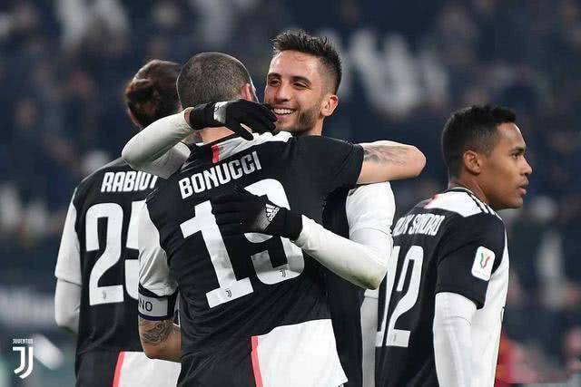 开云下载-尤文图斯全队比赛集训，备战下一场对决