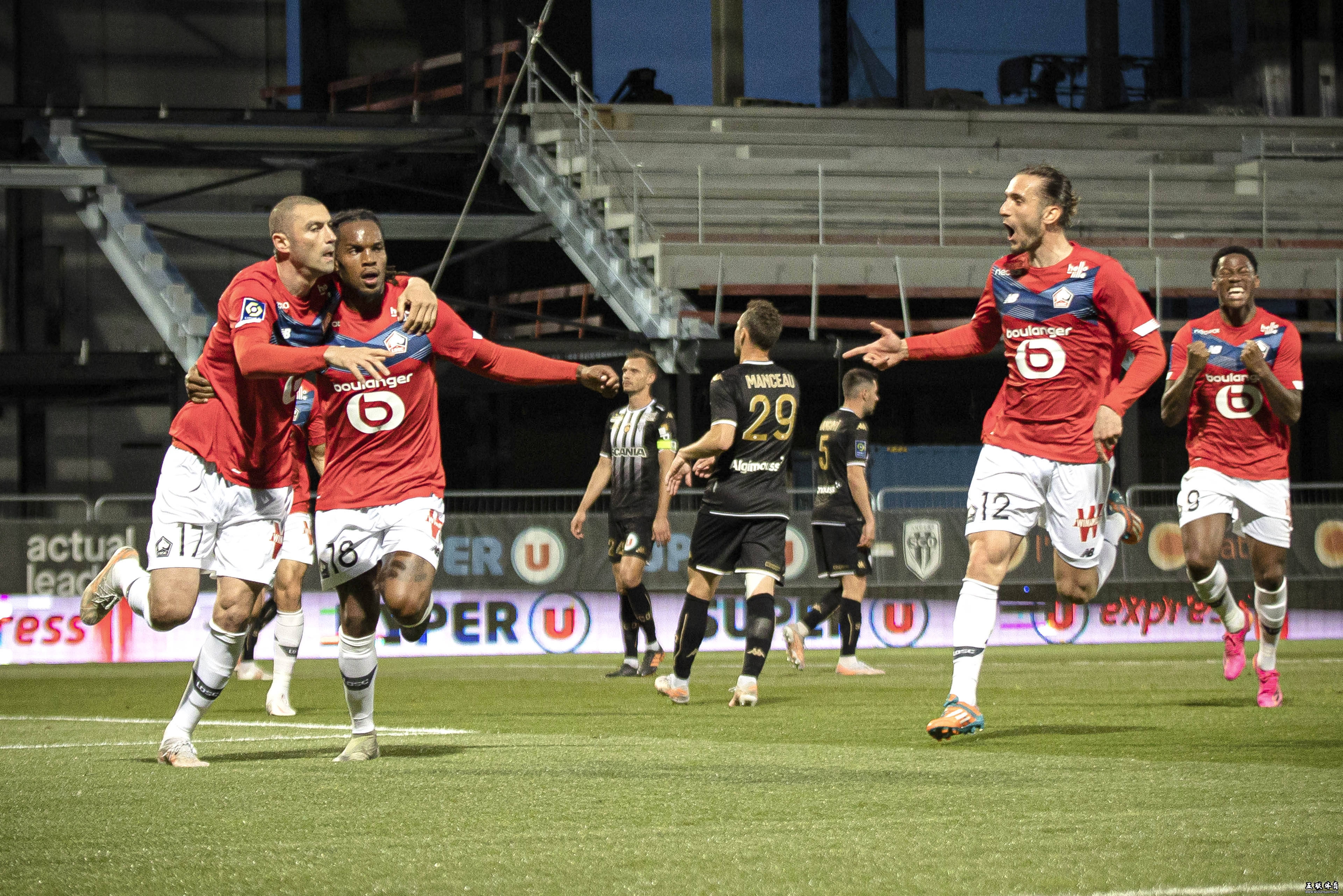 开云体育官网-首尔球队在国际比赛中获得胜利