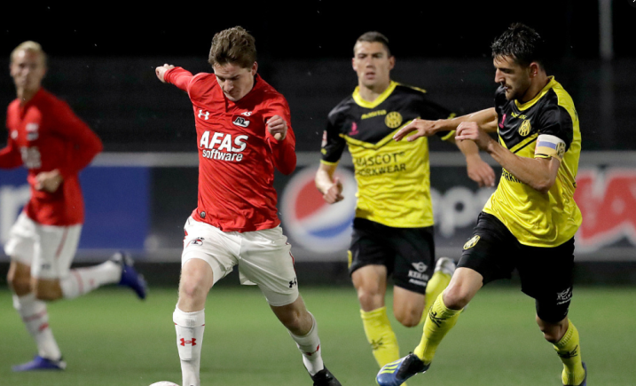 曼城大胜对手，伯恩利继续老去