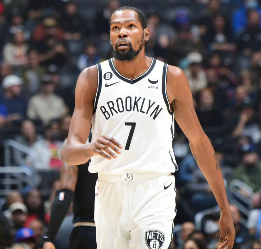 篮网队客场胜利,继续保持不败战绩 篮网队客场胜利,继续保持不败战绩