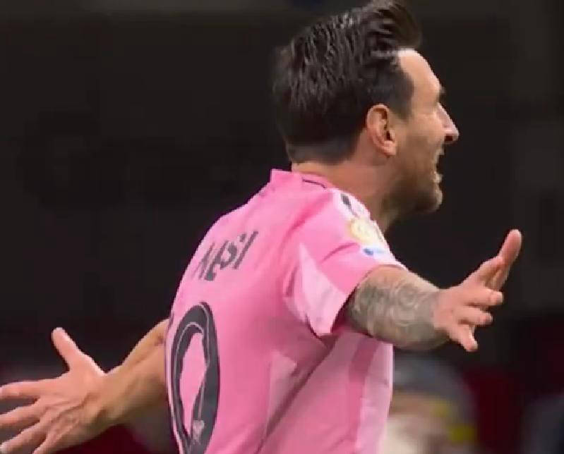 梅西世界波，巴萨轻松战胜强敌！