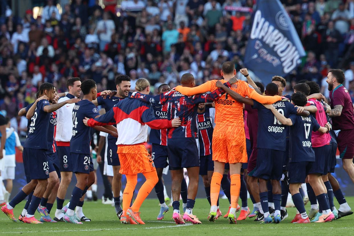 法甲球队士气高昂，取得比赛胜利，信心倍增