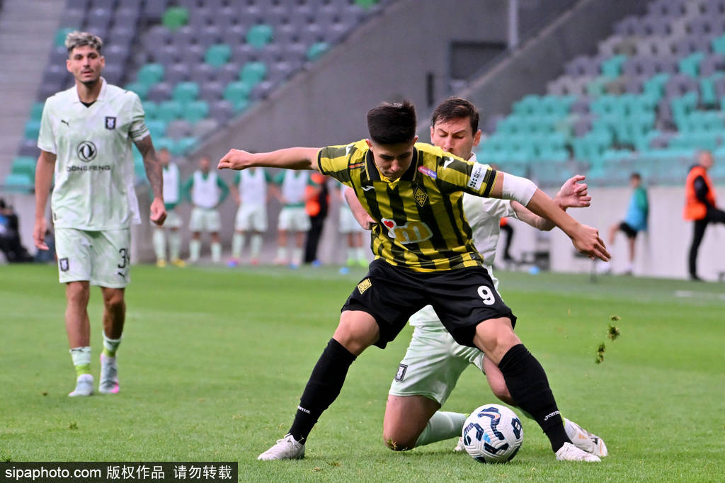 华尔夫斯镇遭遇逆袭，保级形势日渐严峻