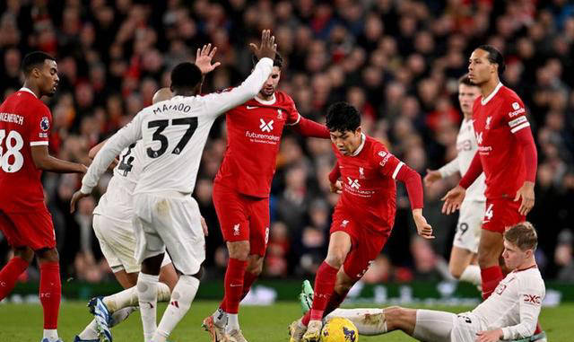 关于利物浦前景堪忧,冠军梦想岌岌可危!的信息 关于利物浦前景堪忧,冠军梦想岌岌可危!的信息