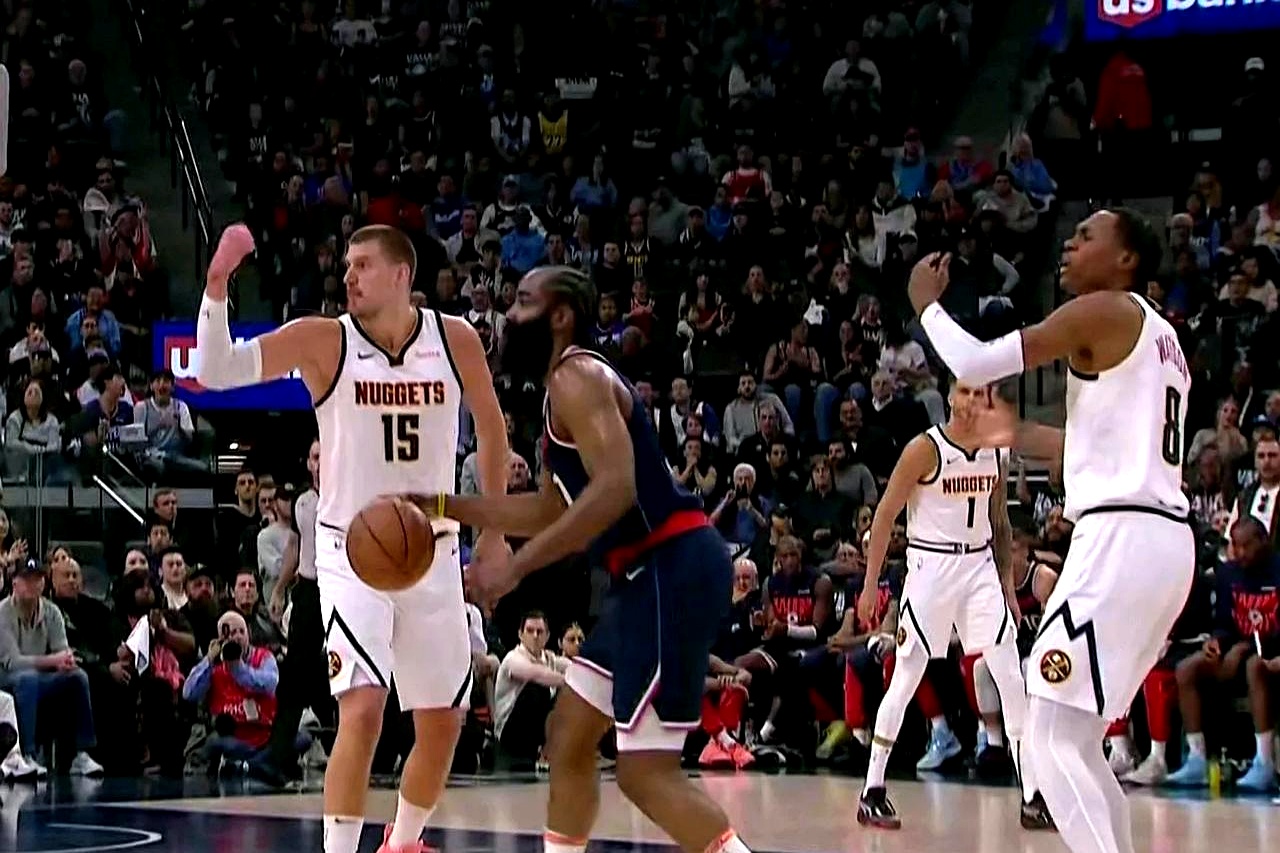 关于活塞胜尼克斯,全队出色发挥晋级下一轮的信息 关于活塞胜尼克斯,全队出色发挥晋级下一轮的信息