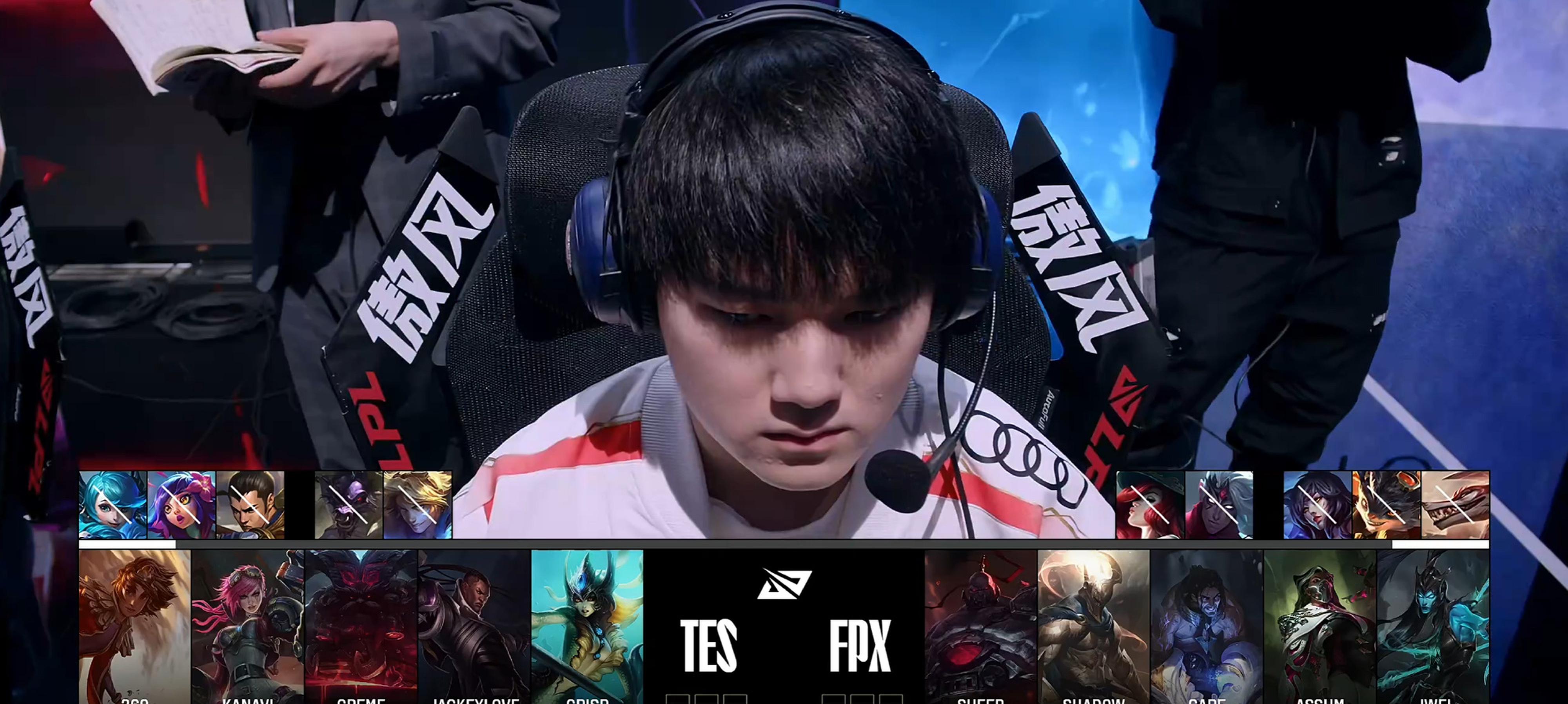 开云体育登录-TES险胜FLY，Inspired极限生还后反打鏖战多局四强赛，点燃全场激情