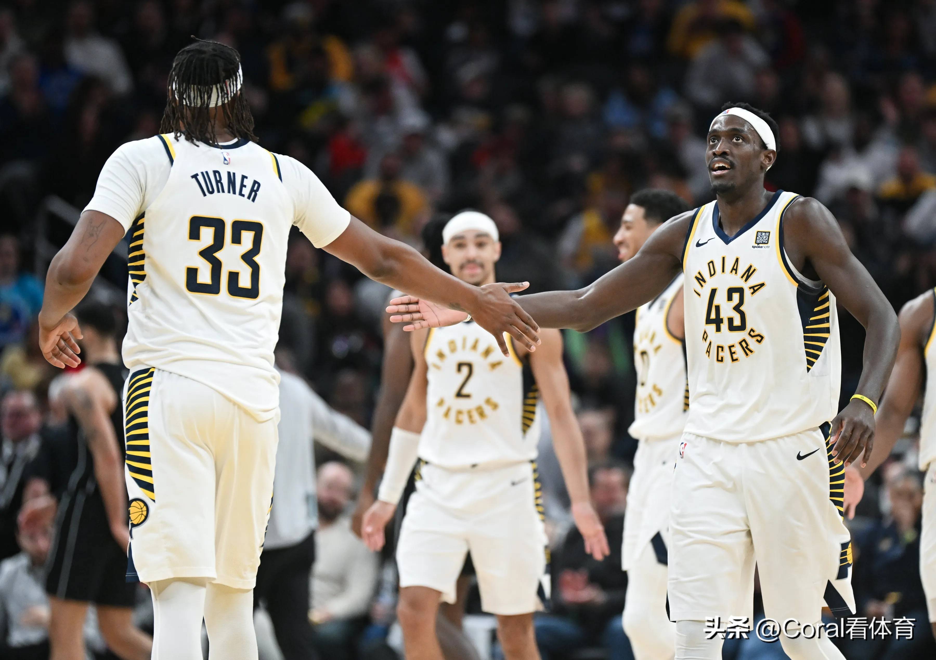 雄鹿队大胜步行者队继续保持领先