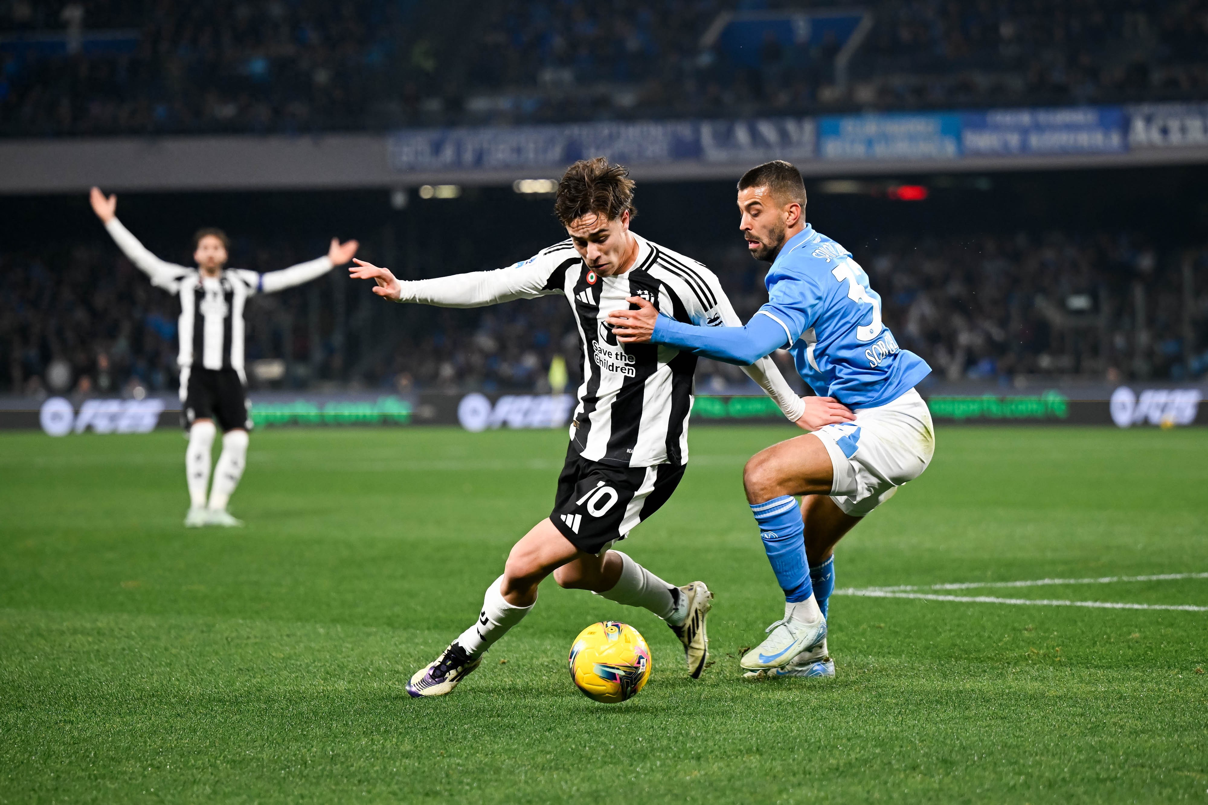 尤文图斯遭淘汰,欧冠之路断 尤文图斯遭淘汰,欧冠之路断