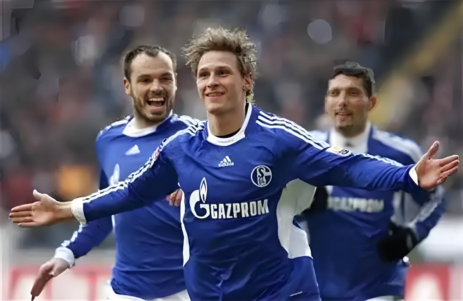 包含沙尔克04纷争频发,球队内部氛围动荡的词条 包含沙尔克04纷争频发,球队内部氛围动荡的词条