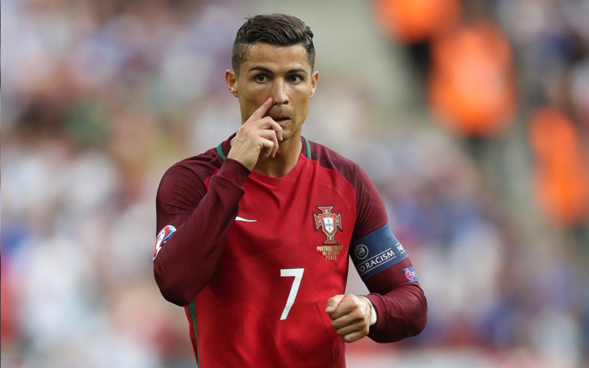 维斯塔潘关键制胜,梅赛德斯轻取法拉利—F1赛场上的战略博弈