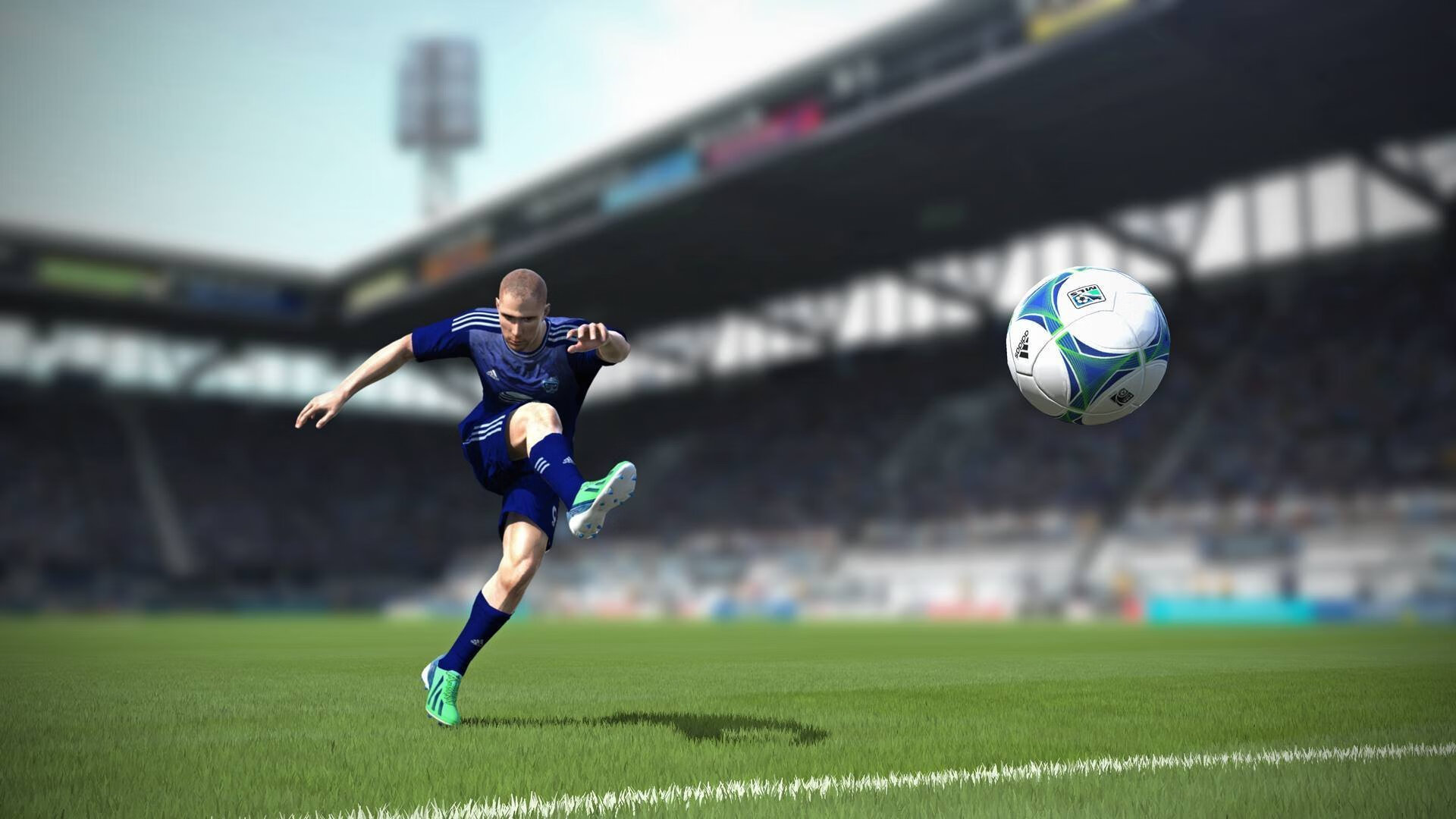 千分之一秒的呼吸，雷诺在银石的绝地反击，与拉塞尔那把点燃赛道的火焰